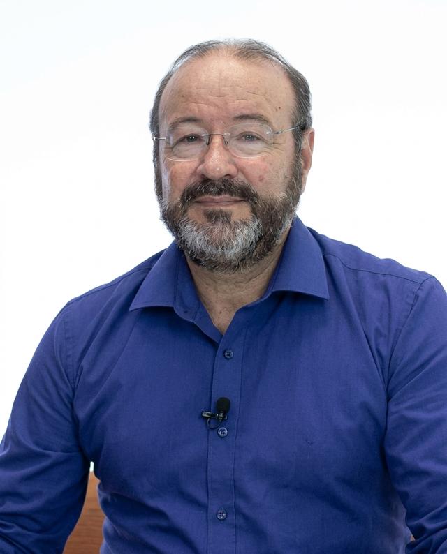 Adrián Martínez González