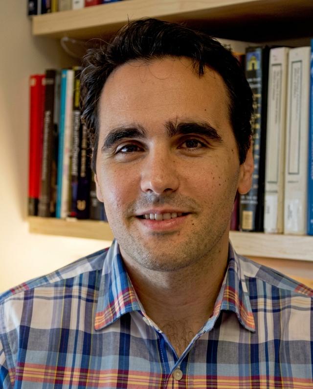 Damon Centola