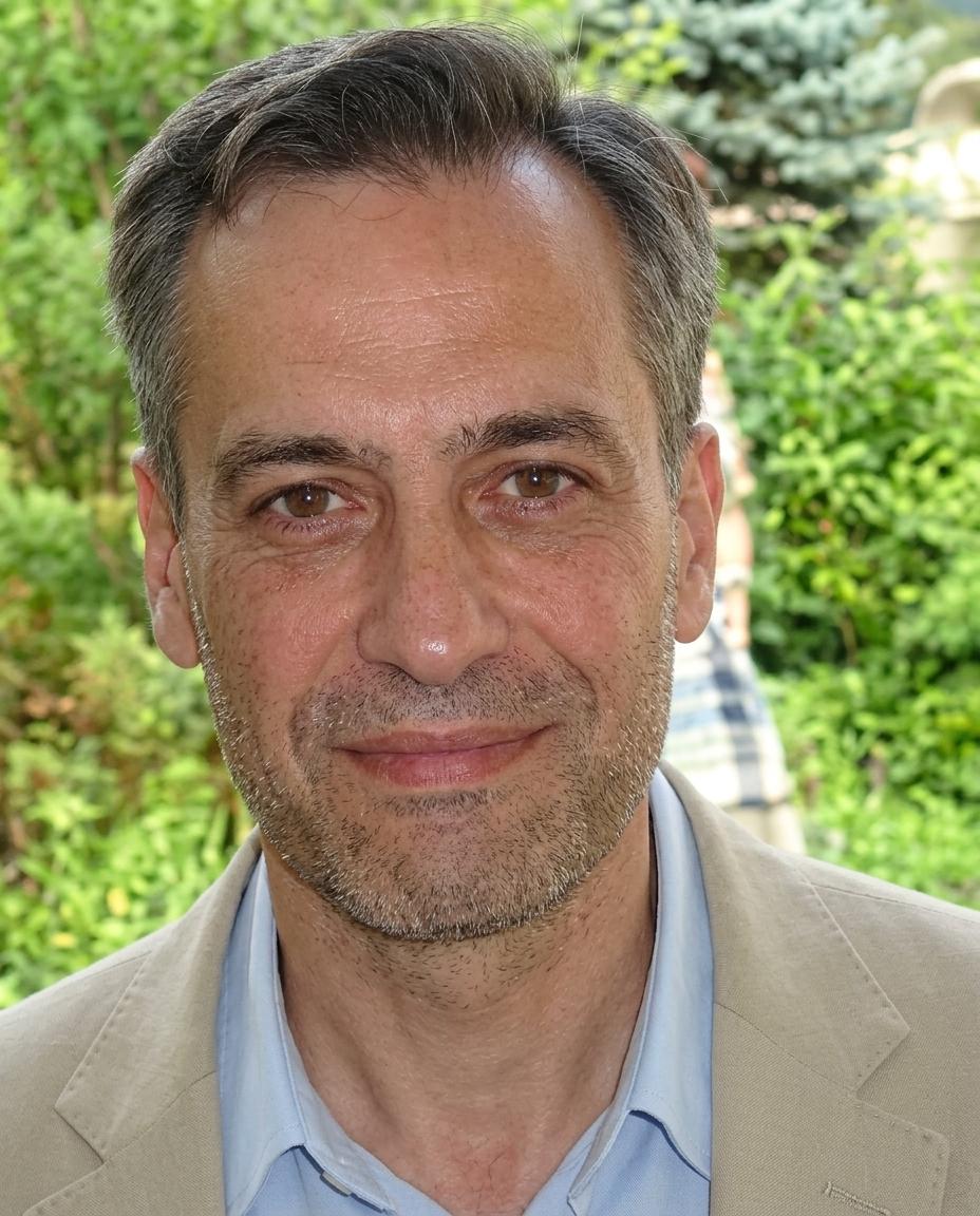 Chris Thomas