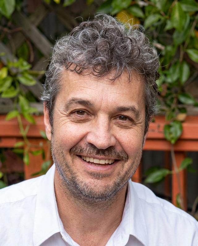 Clive Harris