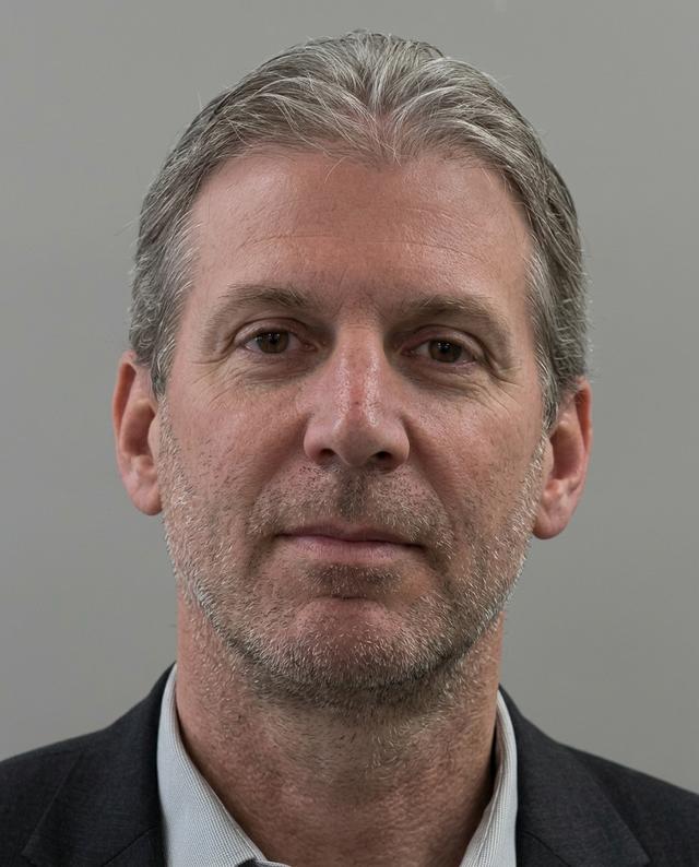 Daniel Lee