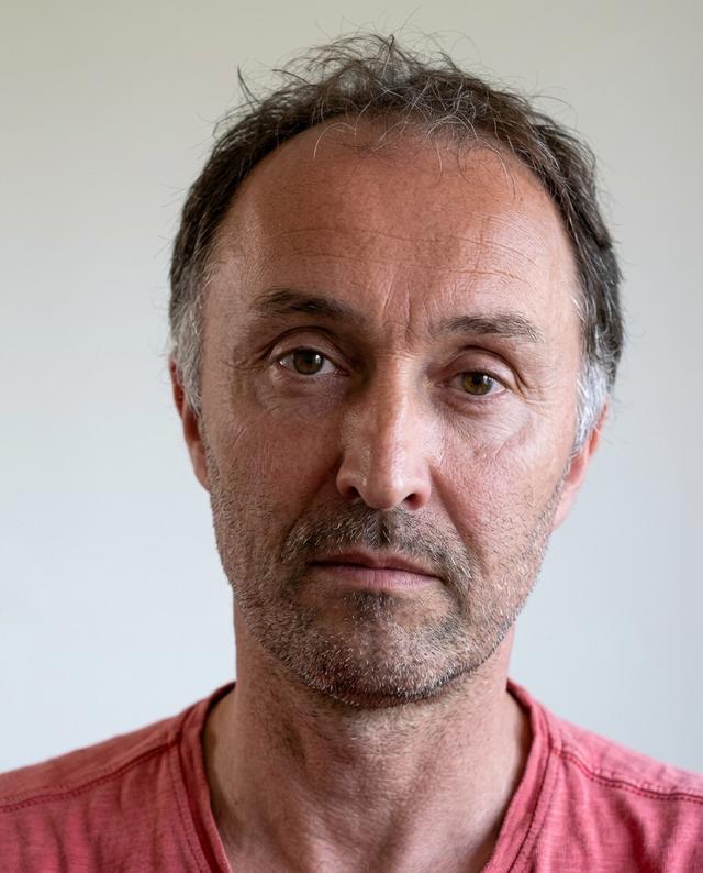 Dr. Bas Amelung