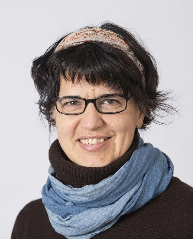 Dr. Bernadett Kiss