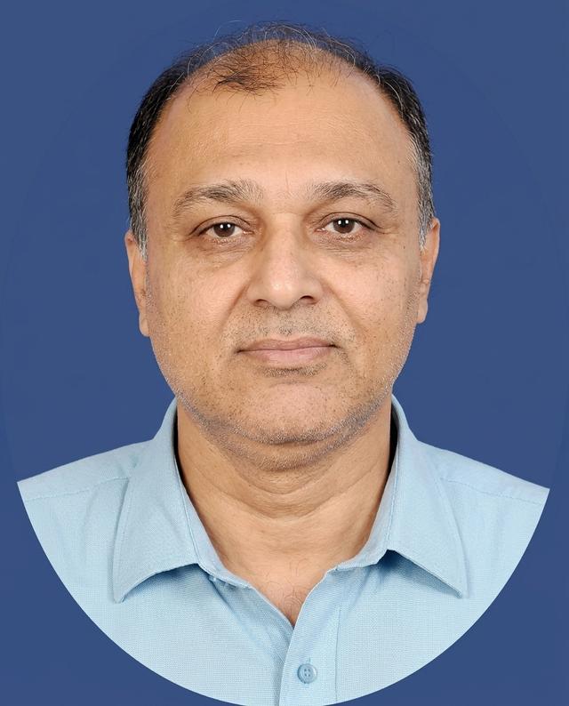 Dr Chandan Thakur