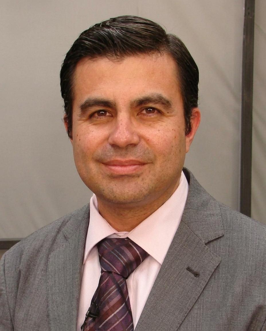 Dr. Fernando Sandoval Arzaga