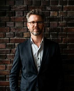Dr. Martijn Duineveld