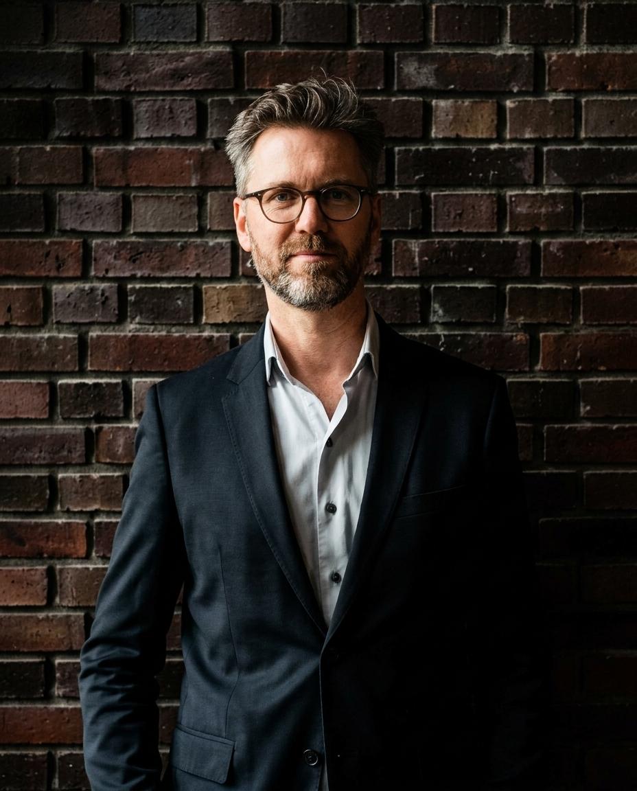 Dr. Martijn Duineveld