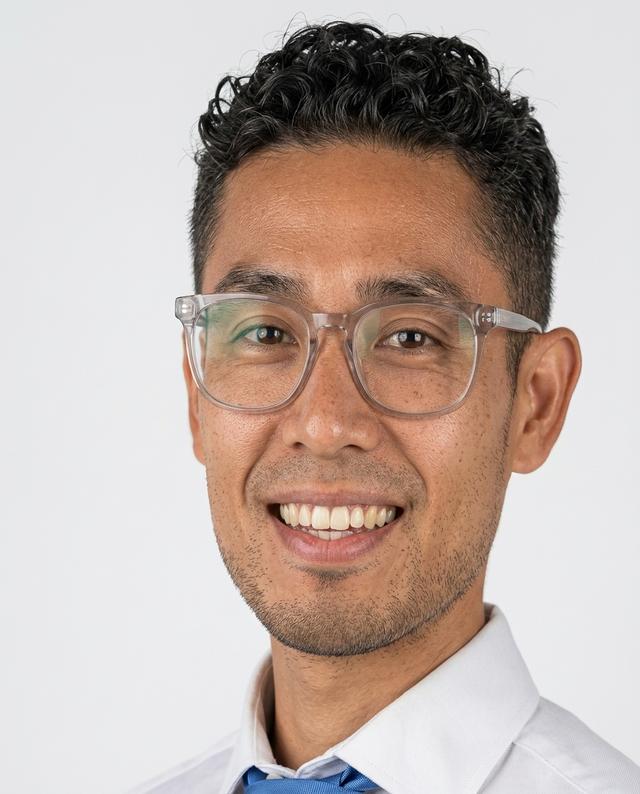 Dr. Orlando Serrano