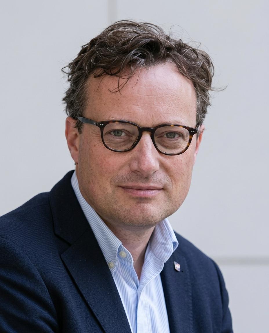 Dr. Stefan Uhlenbrook