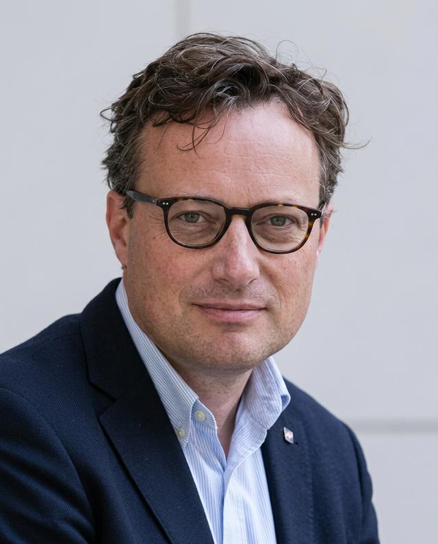 Dr. Stefan Uhlenbrook
