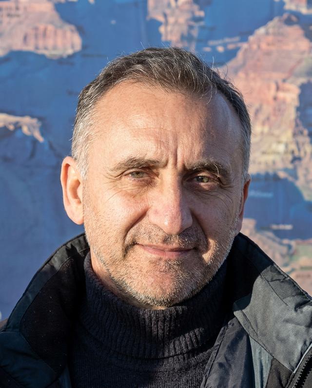 Edmundo Tovar