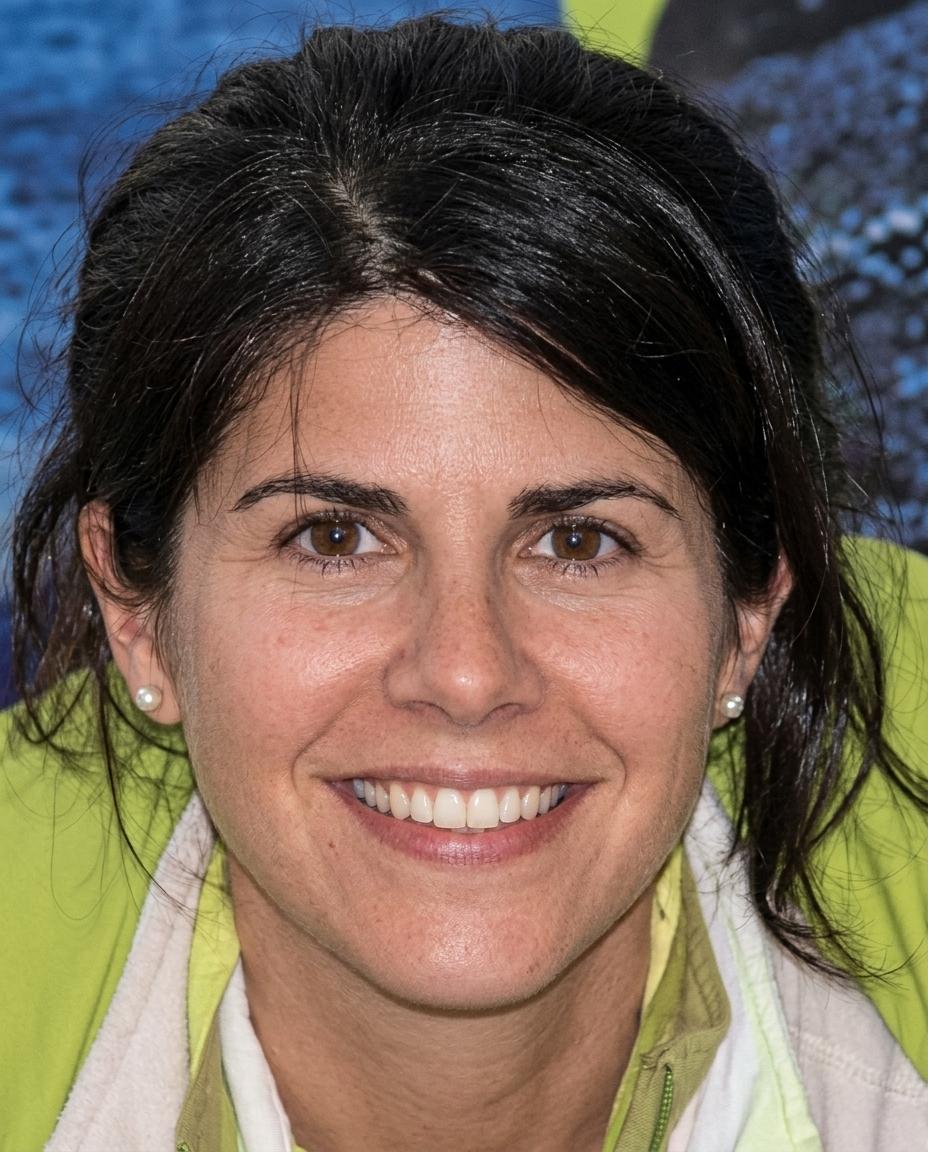 Elena de la Poza-Plaza
