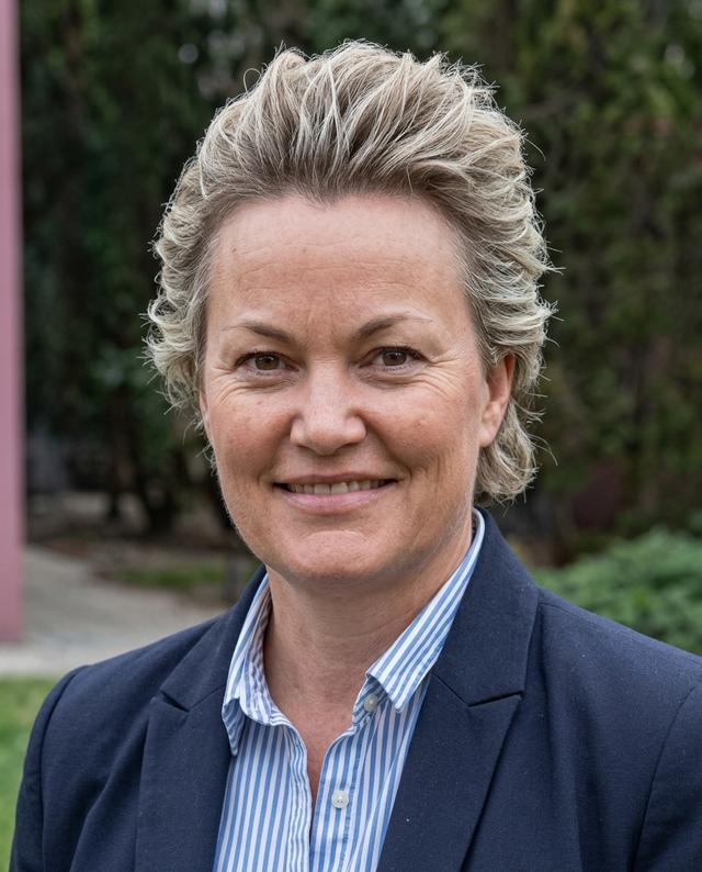 Elizabeth Gunner