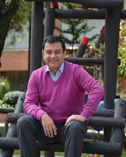 Héctor F. Hernández V.