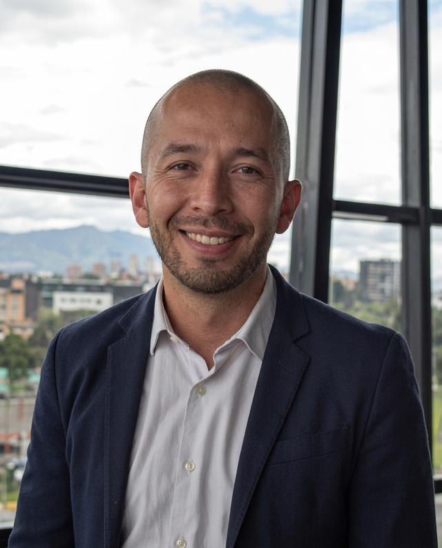 Javier Andres Riaño Hernandez