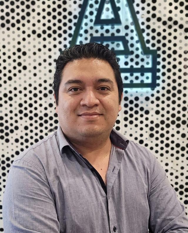 Jhonatan Perera Angulo