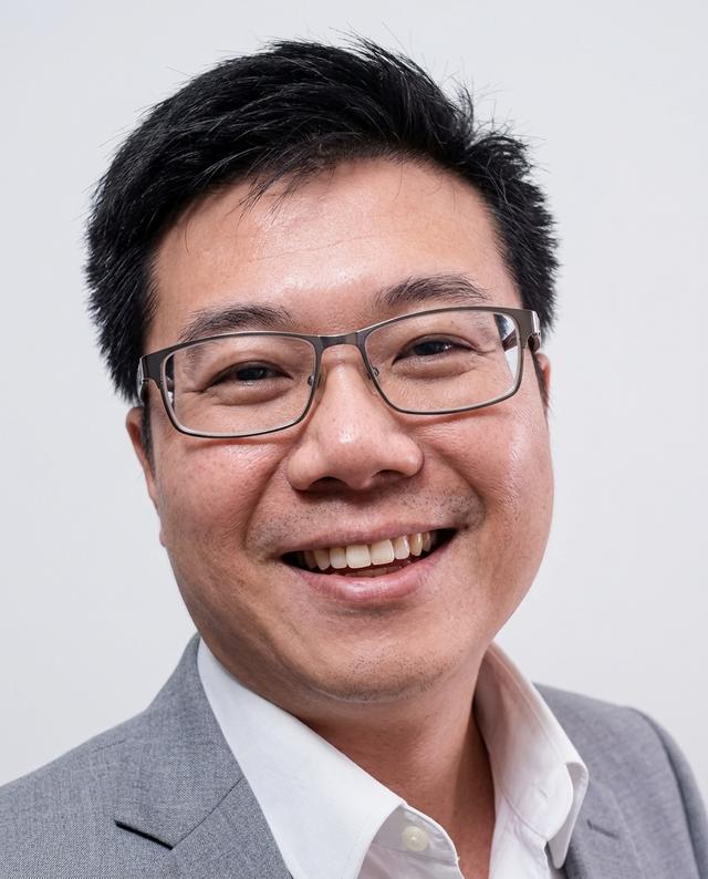Jonathan Sim