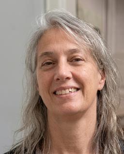 Linda Scott