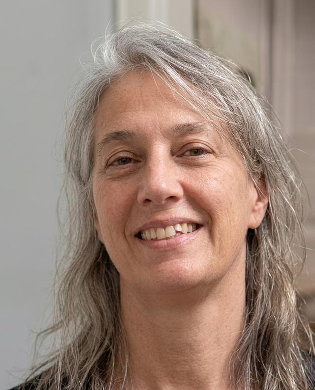 Linda Scott