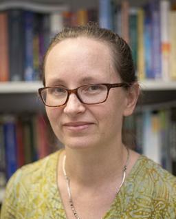 Dr Elizabeth J. Angstmann