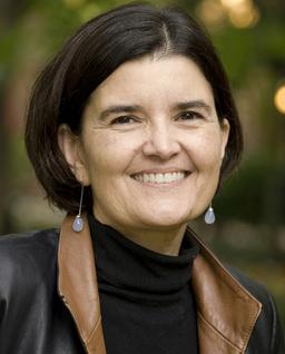 Maria Carmen Lemos
