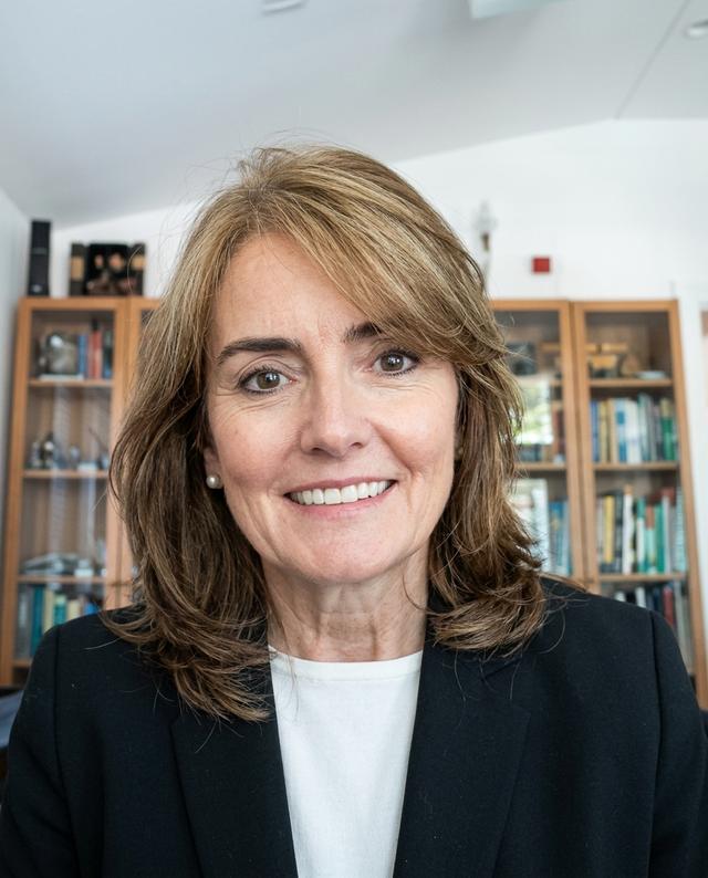 María Luisa Escobar