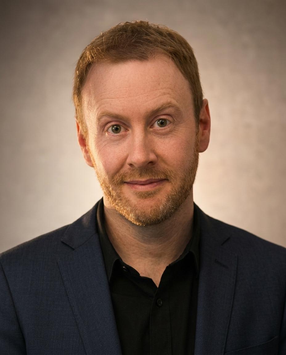 Simon McIntyre