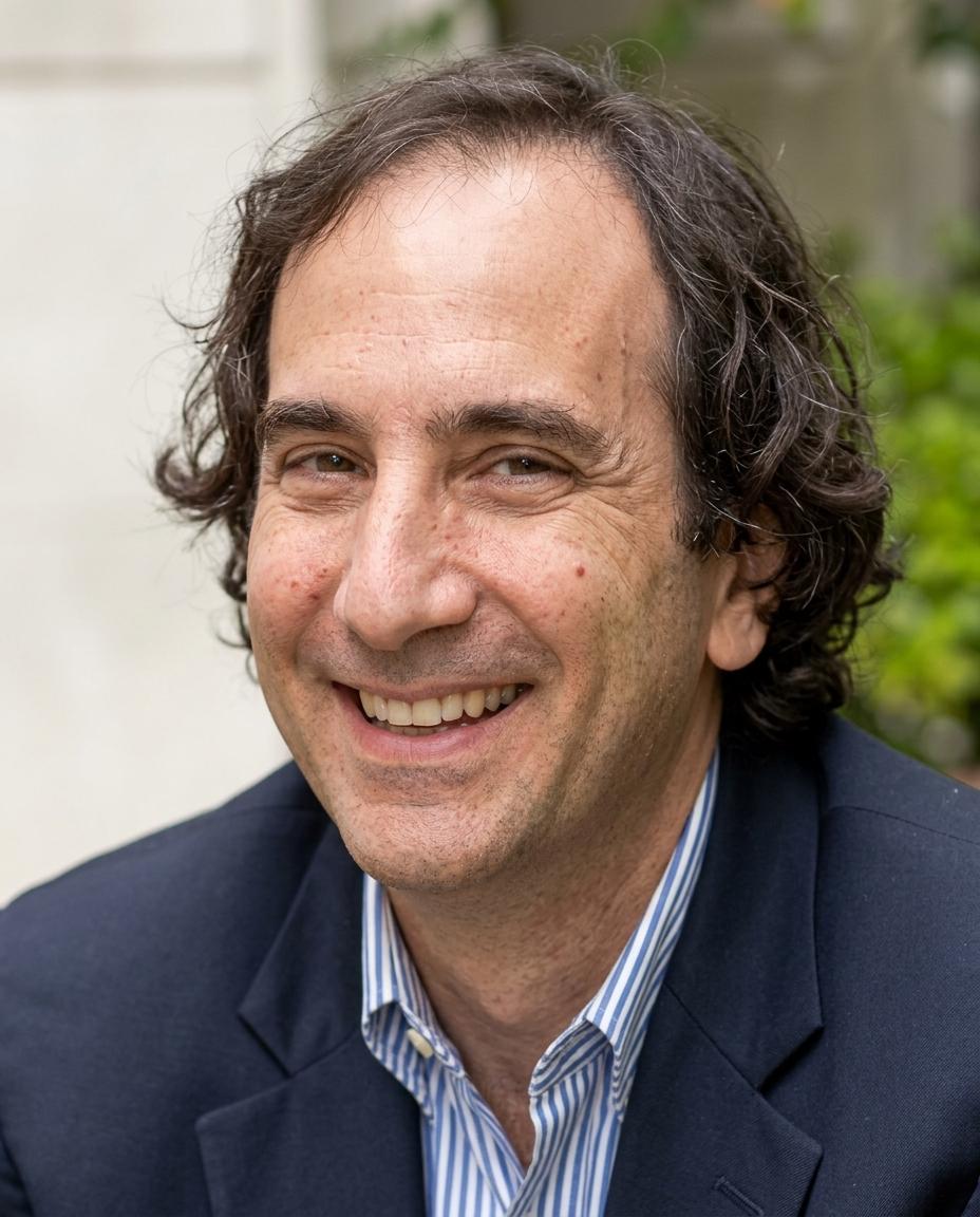 Peter Der Manuelian