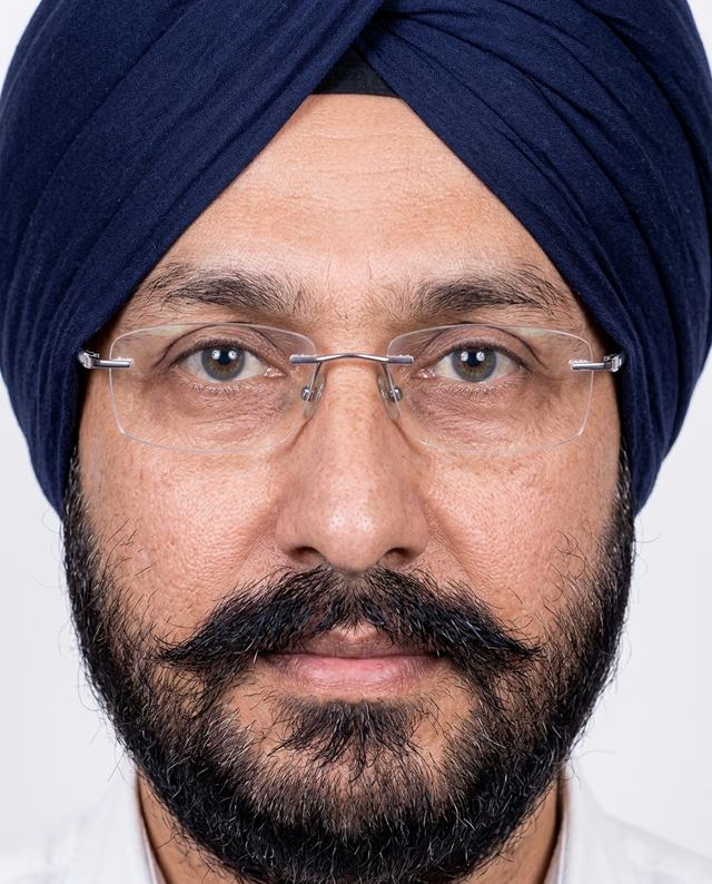 Rav Ahuja