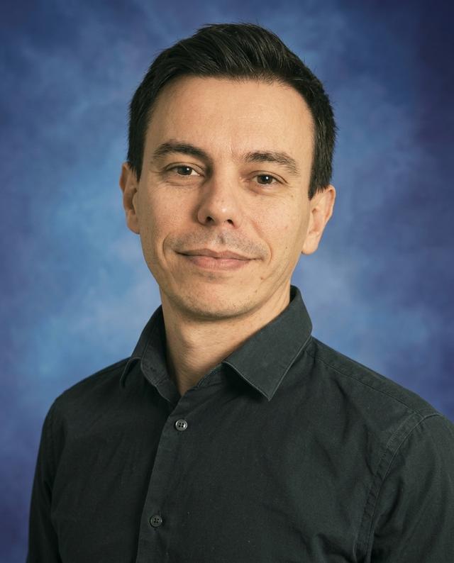 Ronen Tal-Botzer