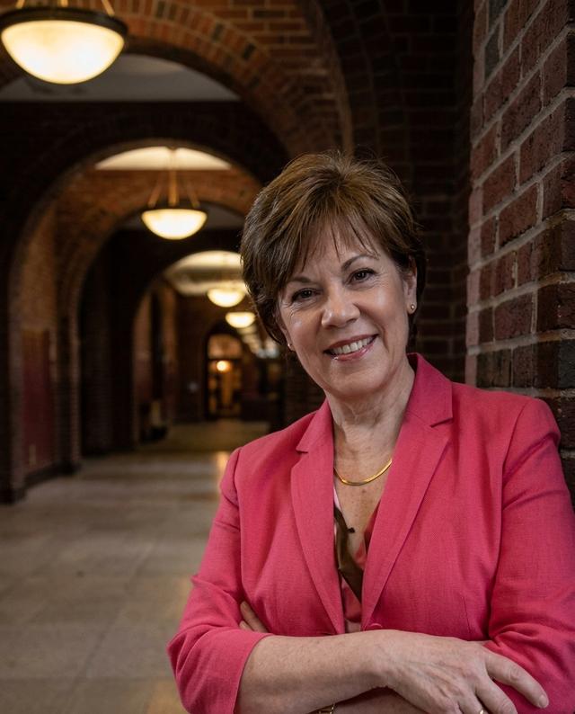 Rosaelena A. O'Neil