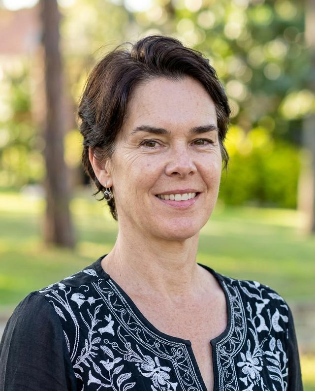 Valerie Maxville