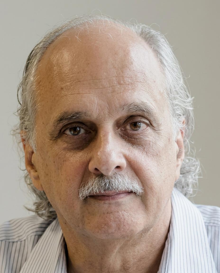 Yannis Tsividis